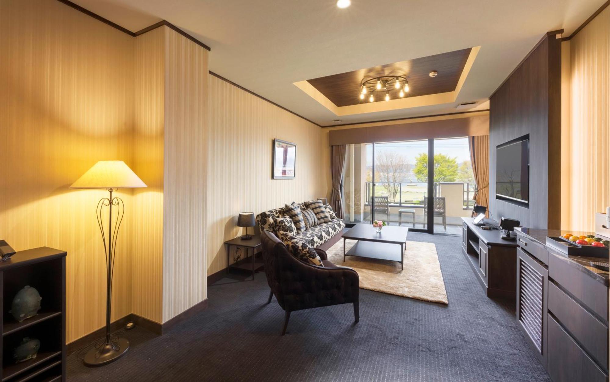 Katakura Silk Hotel Suwa  Bagian luar foto